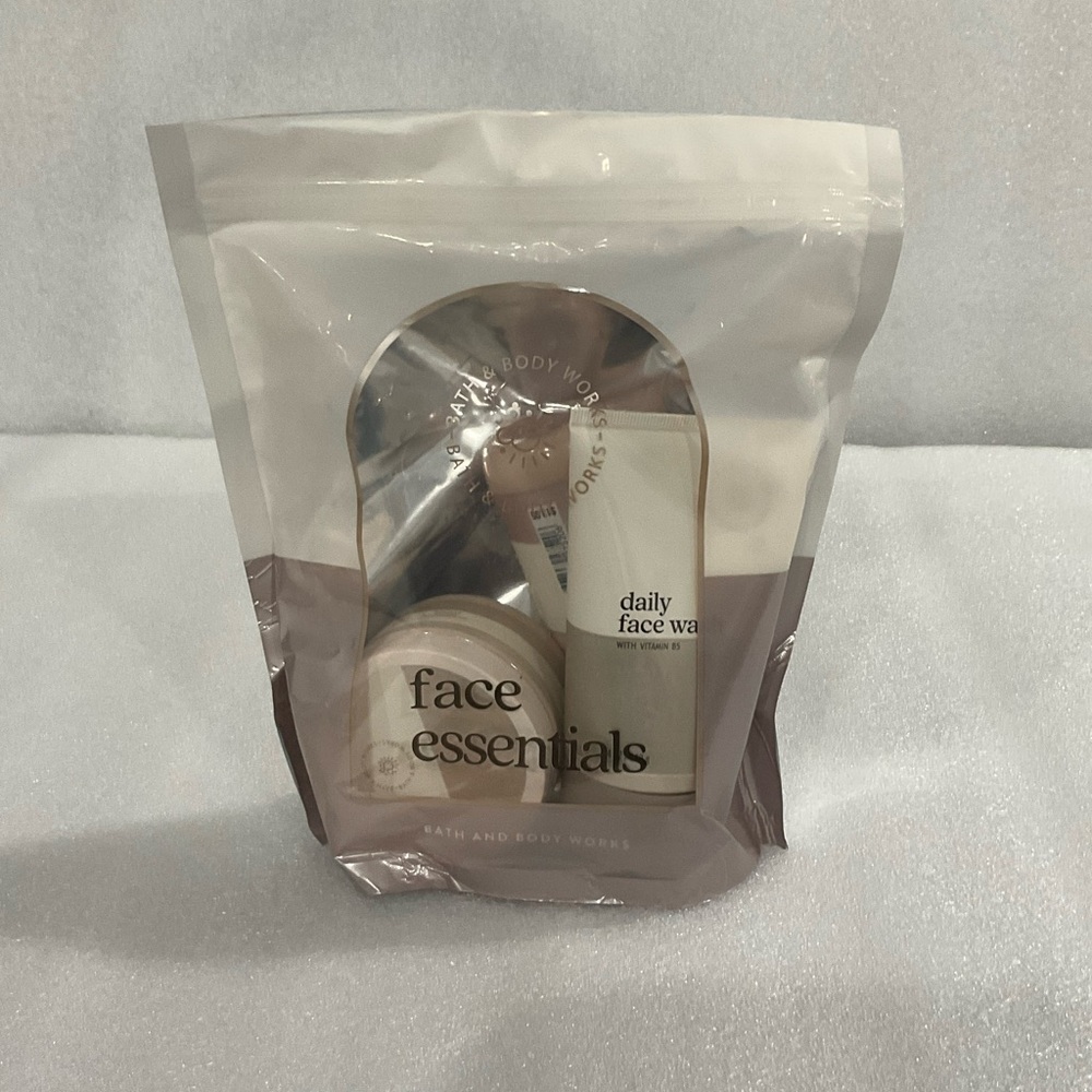 Bath and Body Works Face Essentials Gift Set